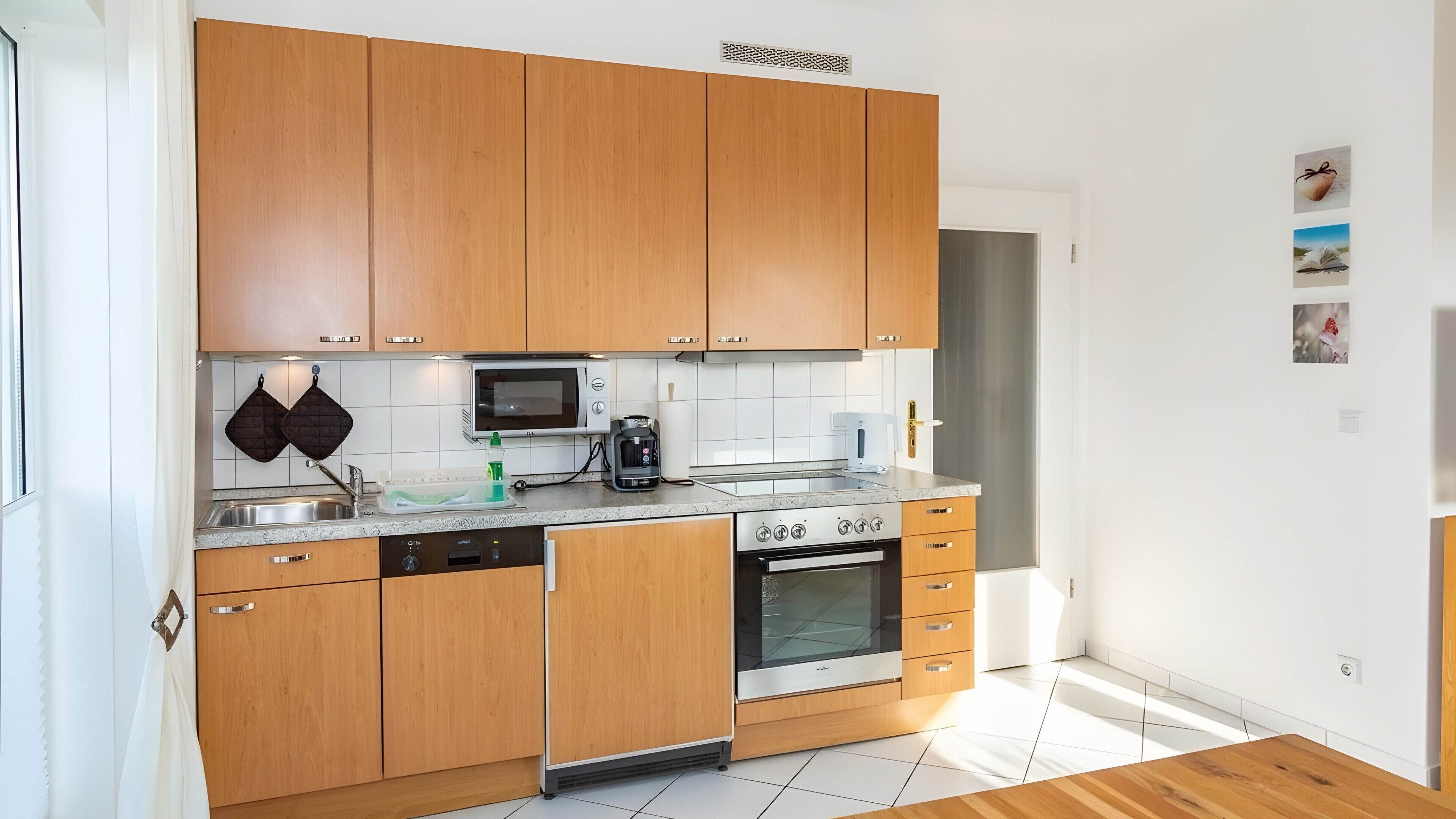Kühlschrank, Ofen, Herdplatte, Geschirrspüler