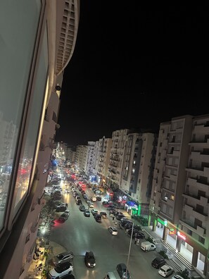 الإطلالة من المنشأة