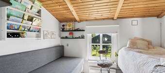 Fjord views and holiday comfort by the water