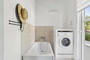 Douche, sèche-cheveux