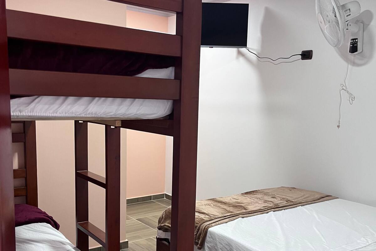 Wifi gratis y ropa de cama 