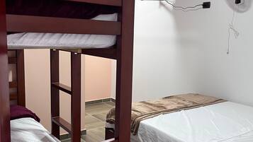 Wifi gratis y ropa de cama