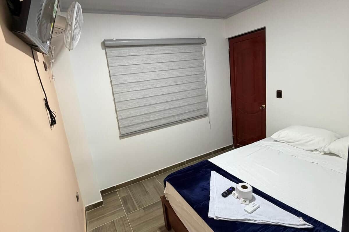 Romantic Double Room | Free WiFi, bed sheets