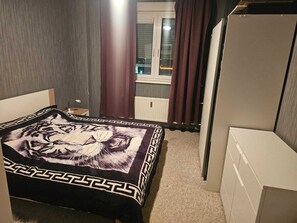 1 Schlafzimmer, WLAN, Bettwäsche