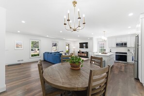 Interior - Ranch in Marietta Near Truist, ATL, KSU & DT Marietta (Marietta)