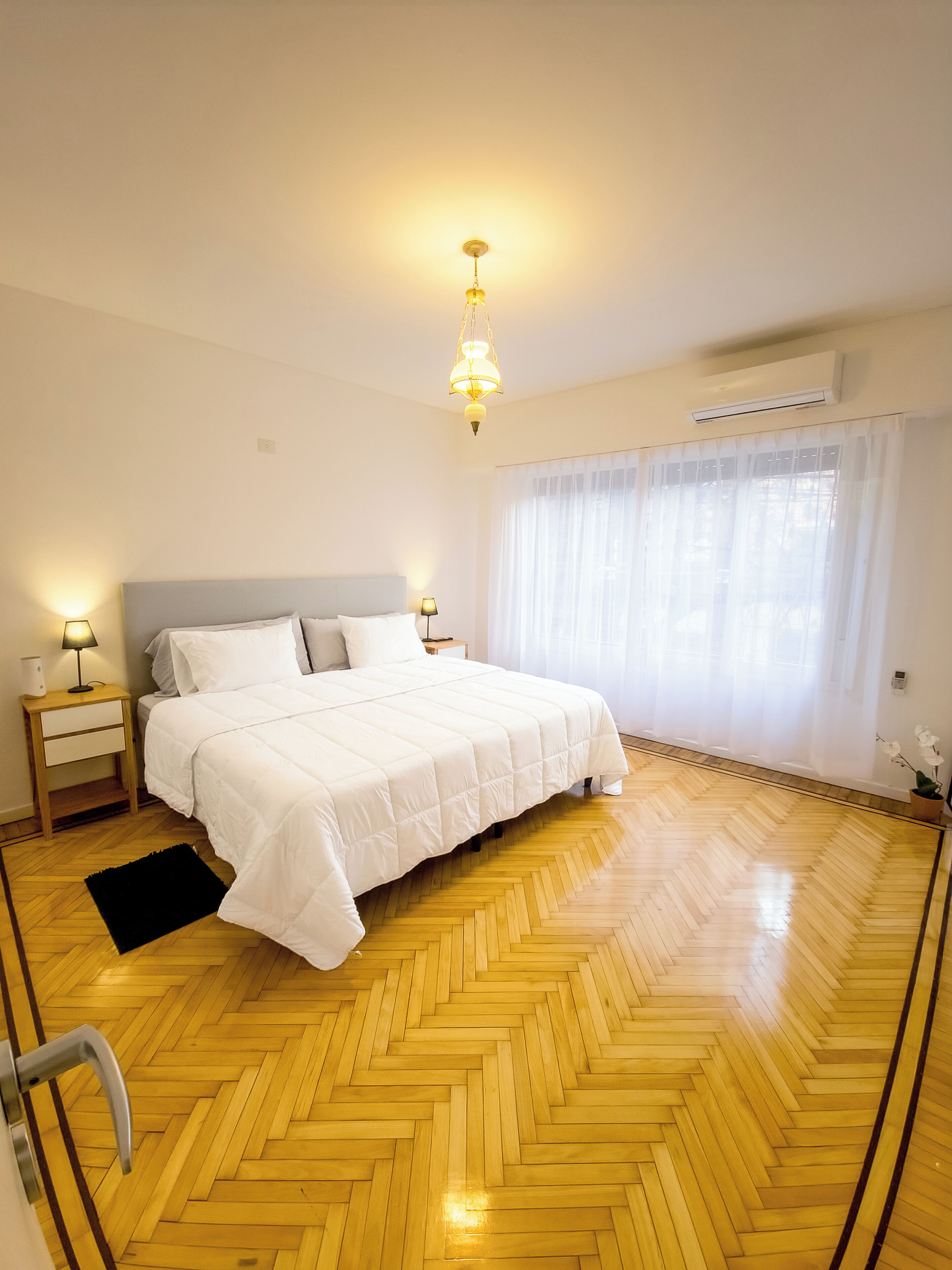2 dormitorios, tabla de planchar con plancha, wifi