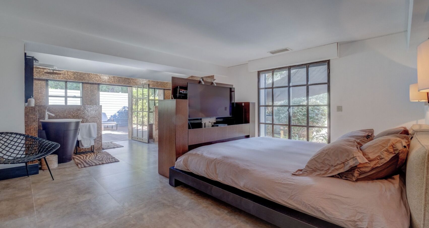 5 Schlafzimmer, Bügeleisen/Bügelbrett, WLAN, Bettwäsche