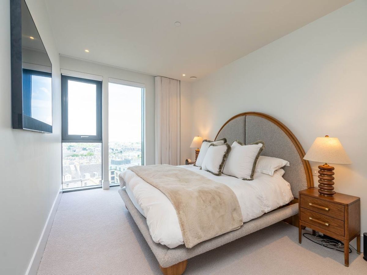 3 bedrooms, iron/ironing board, Internet, bed sheets