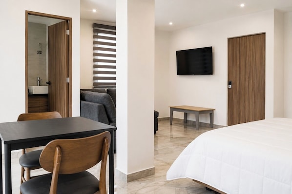 1 bedroom, internet, bed sheets
