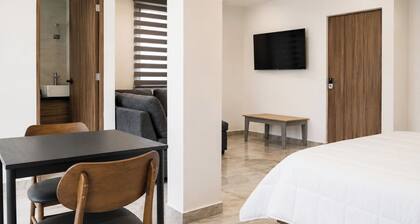 Texmelucan Downtown Suite with Fast Wi-Fi