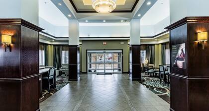 Accessible 1BR Suite w/ Breakfast Included & Pool