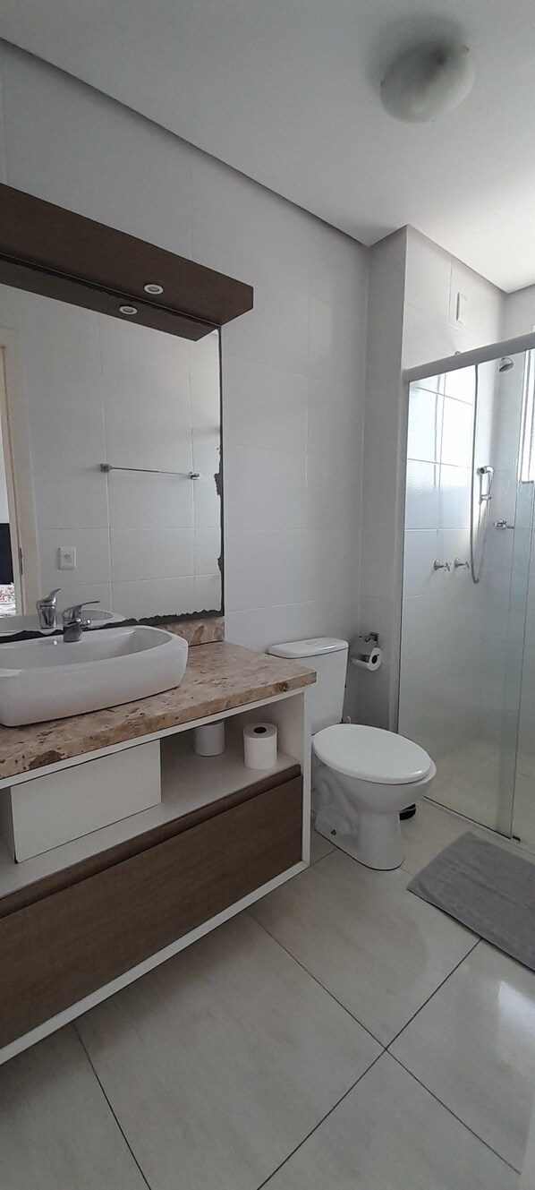 Bathroom - Vrbo Property (Florianópolis)