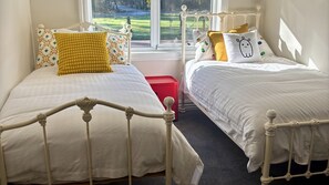 Room - Jam Cottage Tolmie - Sleeps 8 (Tolmie)