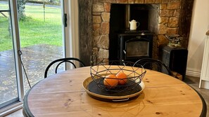 Dining - Jam Cottage Tolmie - Sleeps 8 (Tolmie)