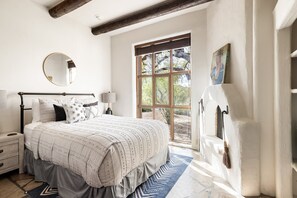 4 Schlafzimmer, Schreibtisch, Bügeleisen/Bügelbrett, kostenloses WLAN