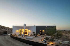 Exterior - Kosen - Architectural Retreat - Pool, Spa & Sauna (Yucca Valley)