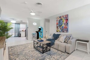 TV, fireplace, offices - Stunning 8BR | 10 Beds with Arcade Game Near Strip! (North Las Vegas)