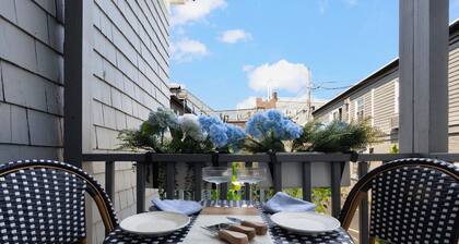 Luxury condo in the heart of Newport