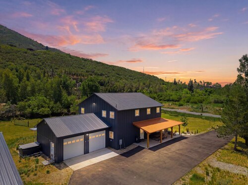 Blue Willows : Alpine Escape Home
