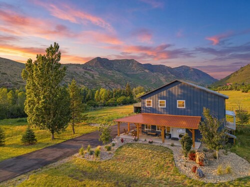Blue Willows : Alpine Escape Home