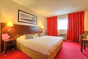 Room - Golden Tulip Paris CDG Airport Villepinte (Roissy-en-France)