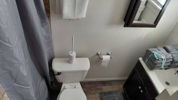 Handtücher, Seife, Toilettenpapier