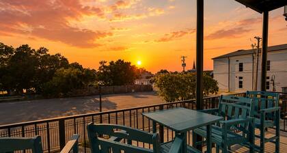 Stay Like a Local at Barefoot in the Bay In the Heart of Bay St. Louis