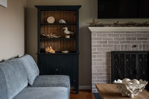 Coastal Grace | Beach House w/ Hot Tub + Game Room