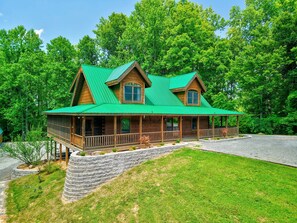 Exterior - The Porch Lodge at Center Hill Lake (Smithville)