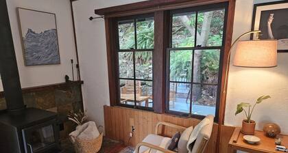 The Yellow Door Cottage | Classic Bowen Charm