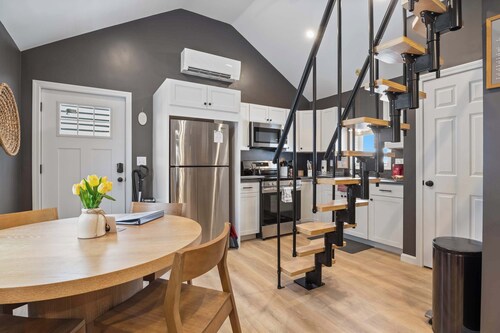 Coral Cottage - Tiny Home at Hampton Beach