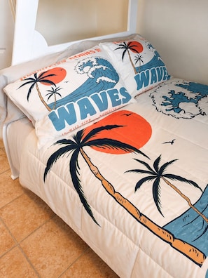 2 bedrooms, iron/ironing board, free WiFi, bed sheets - Newly Renovated Condo at Baywatch Condominiums (Pensacola Beach)
