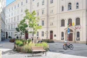 Exterior - Blueground | Innere Stadt, jacuzzi, nr Stephansdom (Vienna)