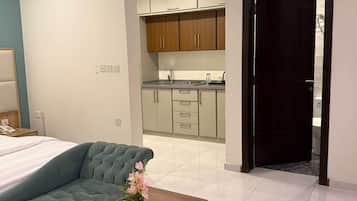 Habitació doble Deluxe | Roba de llit hipoal·lergògena i matalassos amb encoixinament addicional