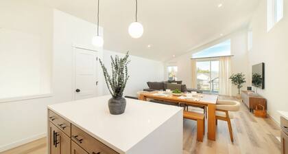 Brand New 3b/2.5 house in Sandy with AC!