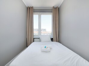 Bügeleisen/Bügelbrett, WLAN, Bettwäsche