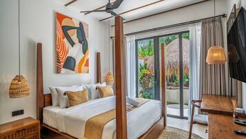 In-room safe, iron/ironing board, free WiFi