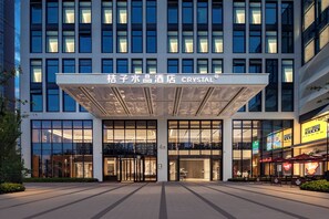 Exterior - Crystal Hotel Hangzhou Binjiang (Hangzhou)