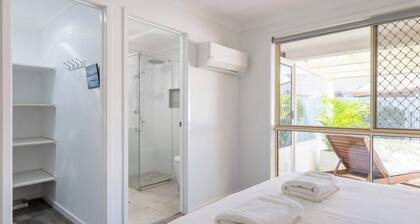 Admiral's Haven- Oceanstays- Pet Friendly with a Pool