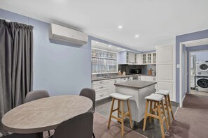 Dining - The Brynes Hideaway - On Brynes Road (Goolwa)