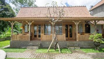 Villa, Balcony, Courtyard View | Exterior