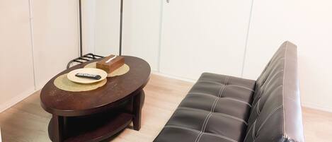 Classic Apartment, 2 Bedrooms, Balcony | Living room