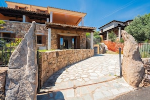 Exterior - Il Rifugio Di Daniela, San Teodoro, Italy (San Teodoro)