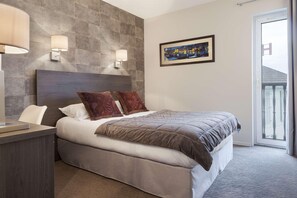 Room - Hotel Acadie Les Ulis (Villebon-sur-Yvette)
