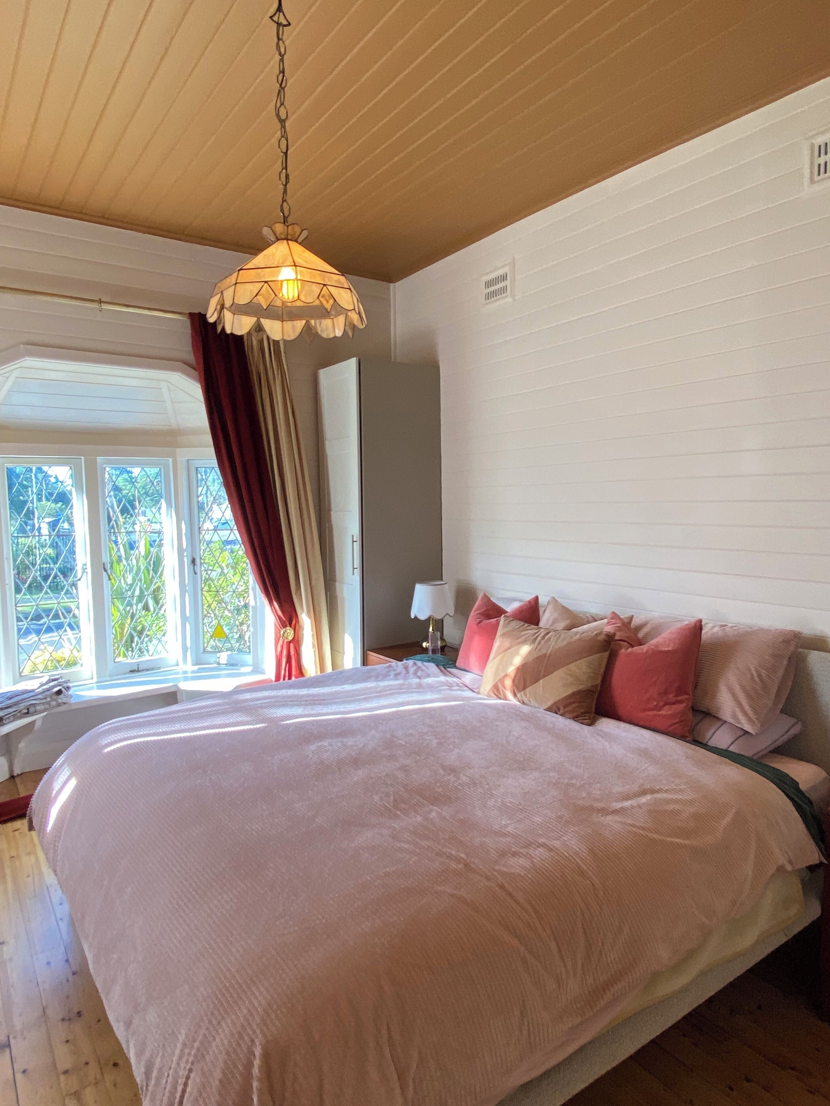 3 bedrooms, iron/ironing board, WiFi