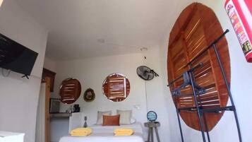 Deluxe Room, Ocean View | Free WiFi
