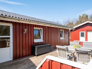 Outdoor dining - "Ulfsten" - 2km from the sea by Interhome (Saltum)