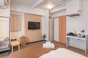Vierbettzimmer, 2 Doppelbetten, Balkon | Kostenloses WLAN