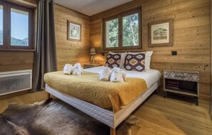 5 Schlafzimmer, Bügeleisen/Bügelbrett, kostenloses WLAN, Bettwäsche