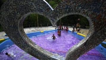 Kolam renang